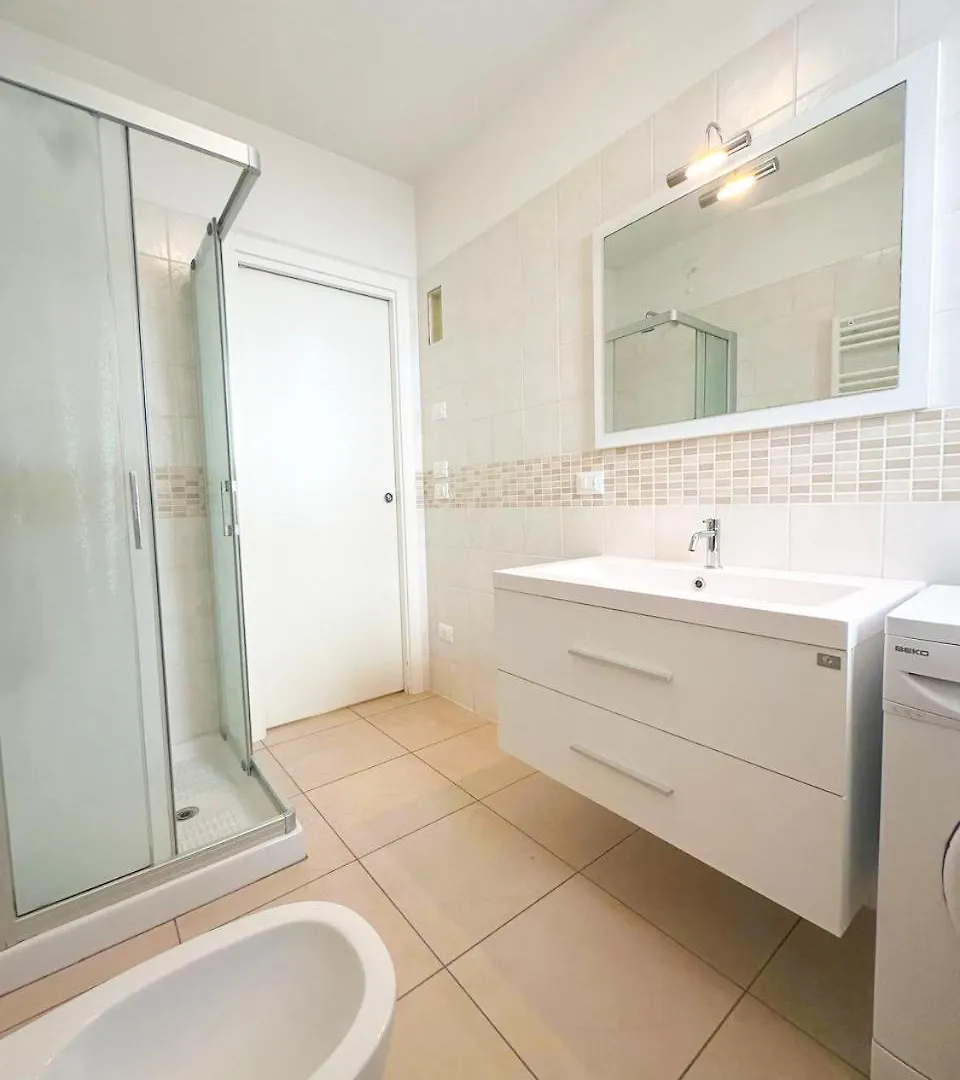 Villa Renzo- Parcheggio E Giardino Privati A Pochi Passi Dal Mare Lido di Jesolo Italy