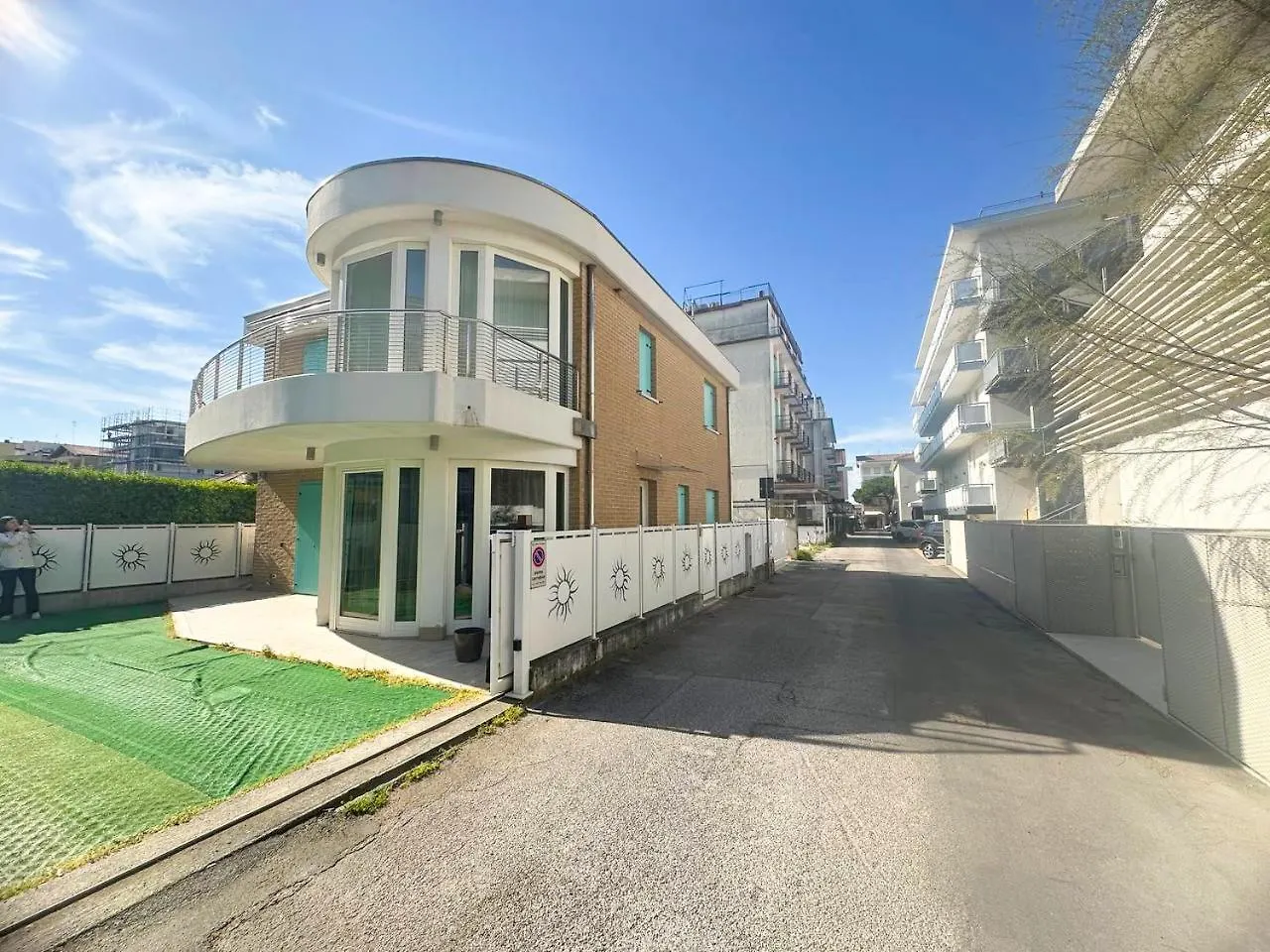 Villa Renzo- Parcheggio E Giardino Privati A Pochi Passi Dal Mare Lido di Jesolo 0*,  Italy
