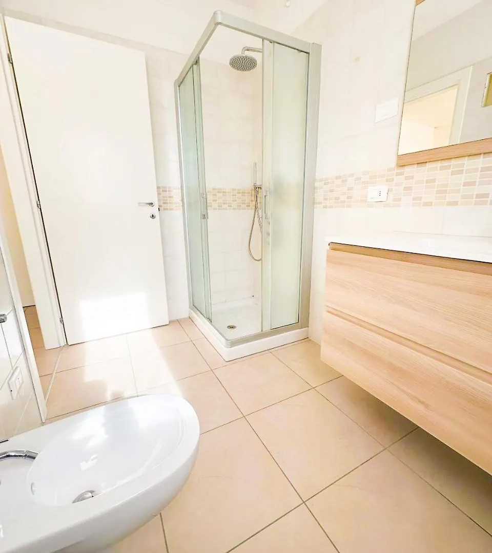 Villa Renzo- Parcheggio E Giardino Privati A Pochi Passi Dal Mare Lido di Jesolo Apartment