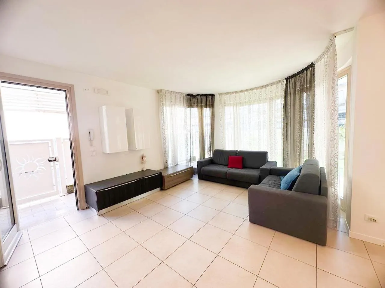 Villa Renzo- Parcheggio E Giardino Privati A Pochi Passi Dal Mare Lido di Jesolo Apartment