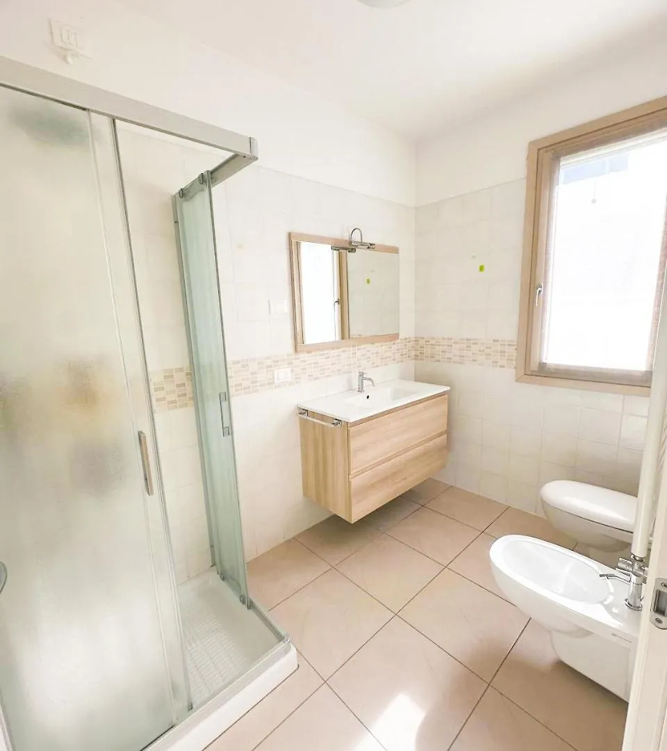 Villa Renzo- Parcheggio E Giardino Privati A Pochi Passi Dal Mare Lido di Jesolo 0*,  Italy