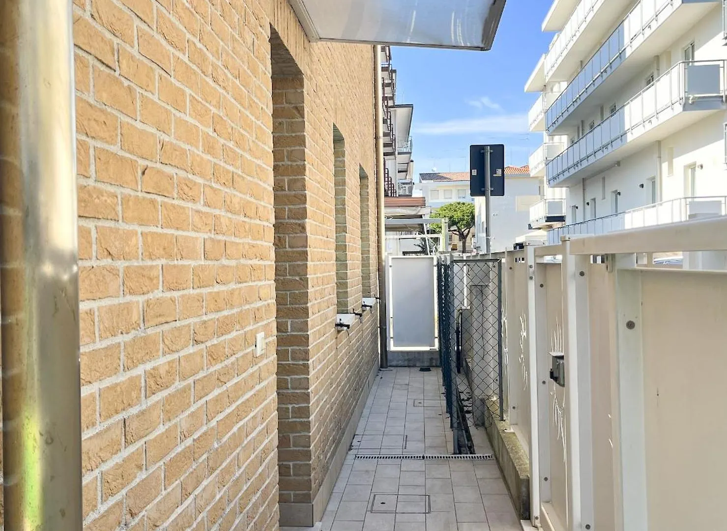 Villa Renzo- Parcheggio E Giardino Privati A Pochi Passi Dal Mare Lido di Jesolo Italy